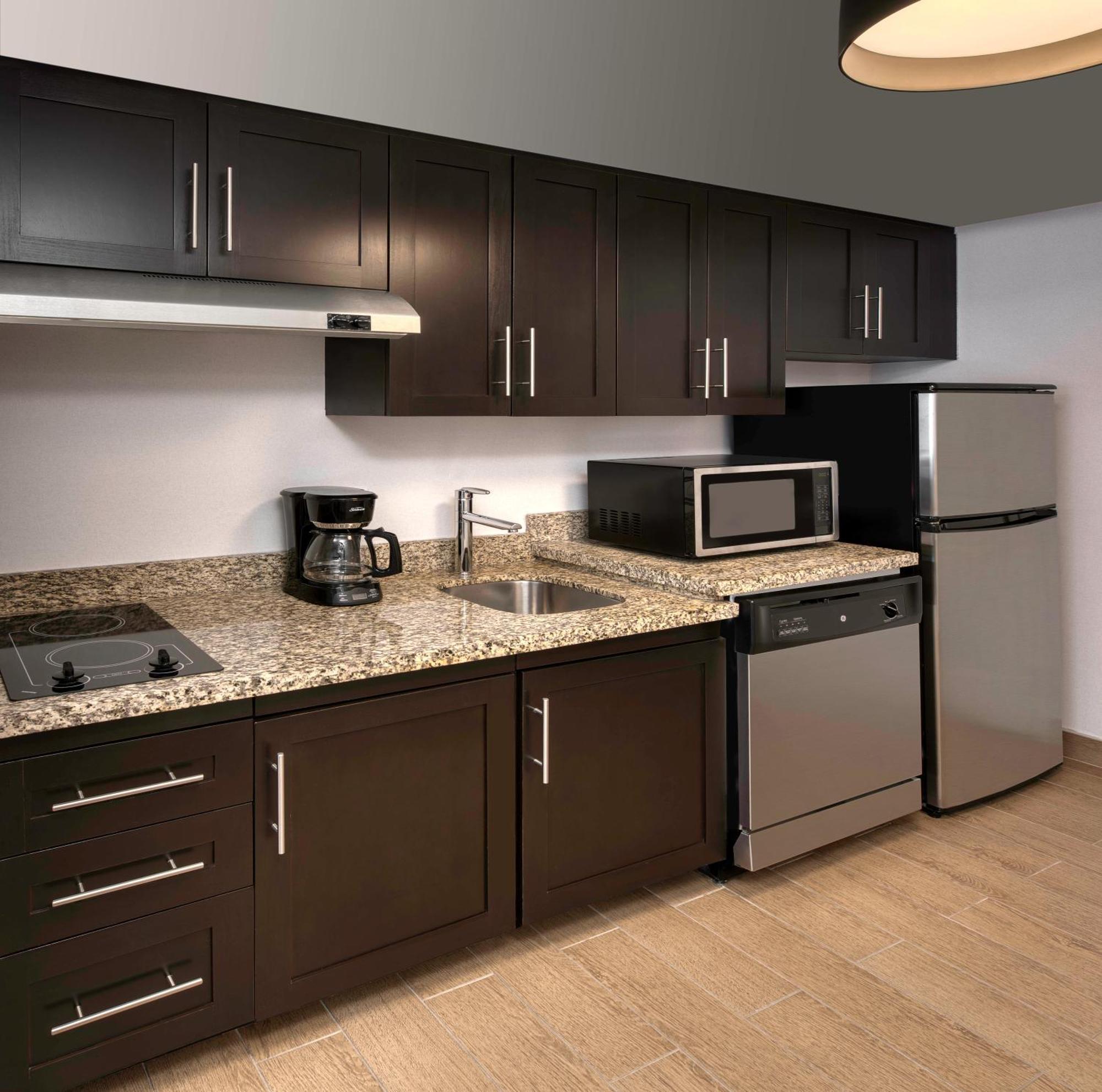 Towneplace Suites By Marriott Sudbury Exterior foto