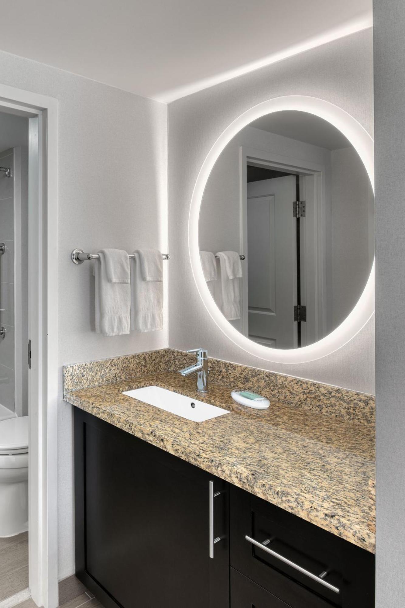 Towneplace Suites By Marriott Sudbury Exterior foto
